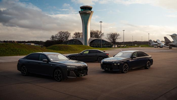 The three i7 vehicles will chauffeur guests to and from their aircraft
