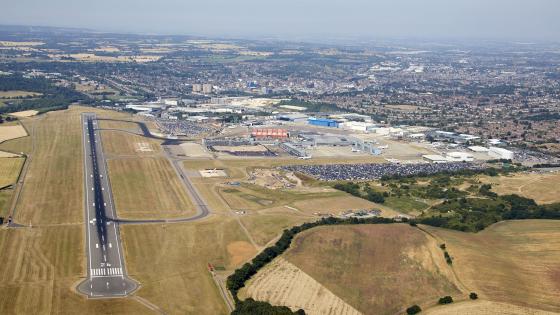 Luton Airport runway