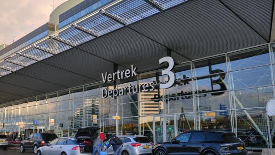 Schiphol entrance